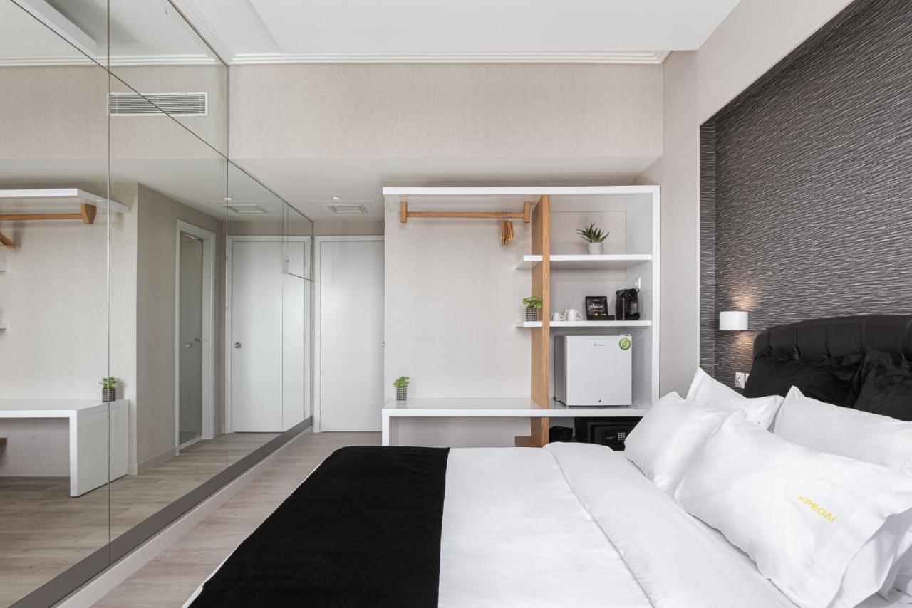 Kreoli Suites Glyfada Афины Экстерьер фото