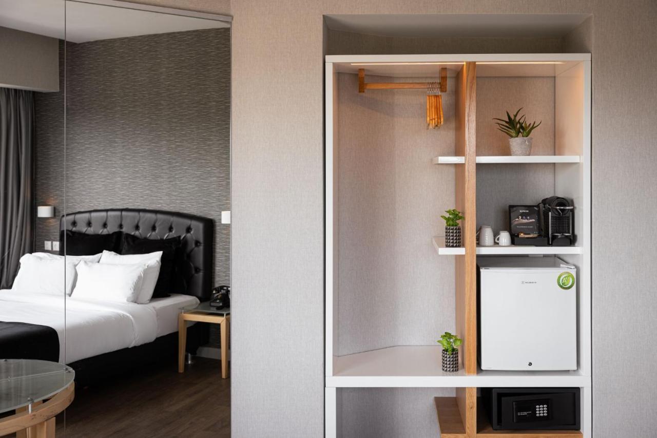 Kreoli Suites Glyfada Афины Экстерьер фото